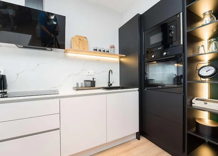 Nyaraló Prezida Vir